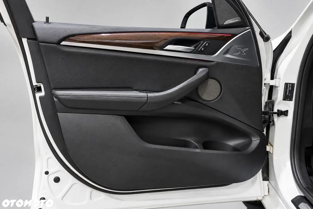 BMW X3 2024 photo 5