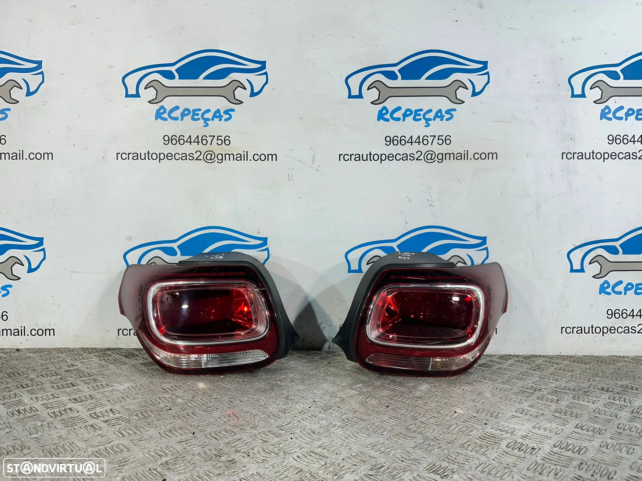 .Farolim traseiro Tras Direito Esquerdo PSA Citroen DS DS3 2009 - 2016 - 2