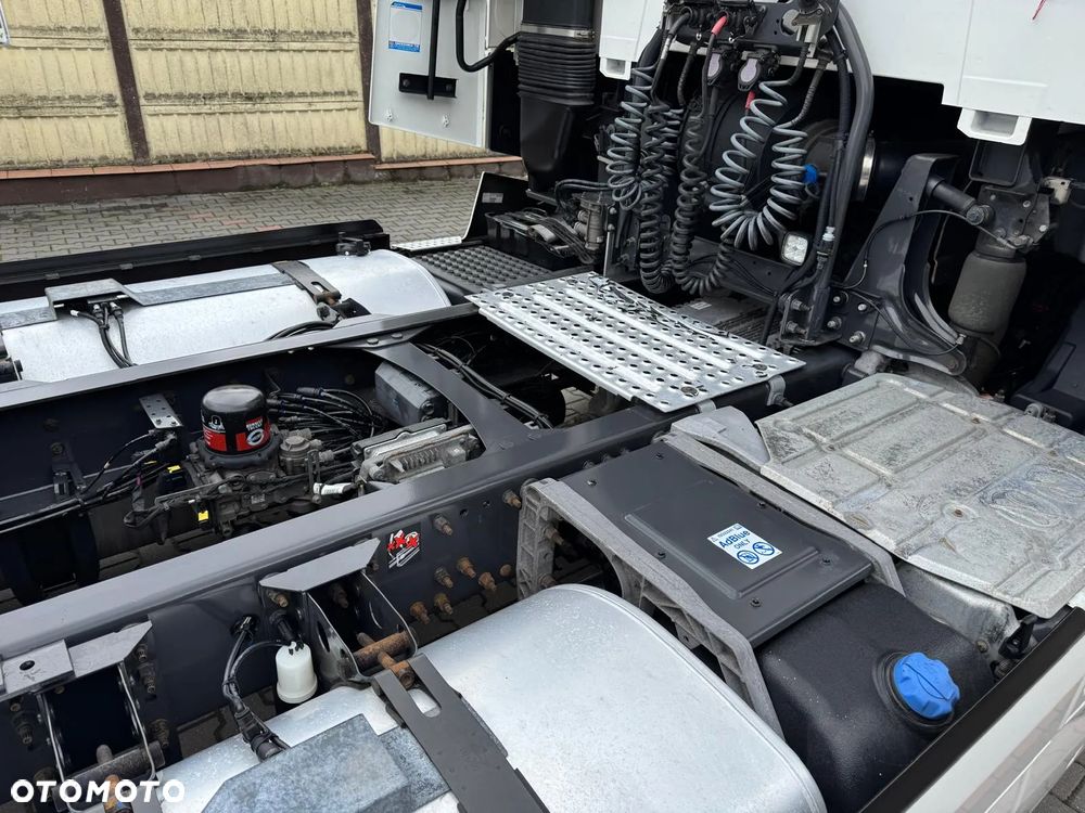 Renault T 520 HIGH standard - 13