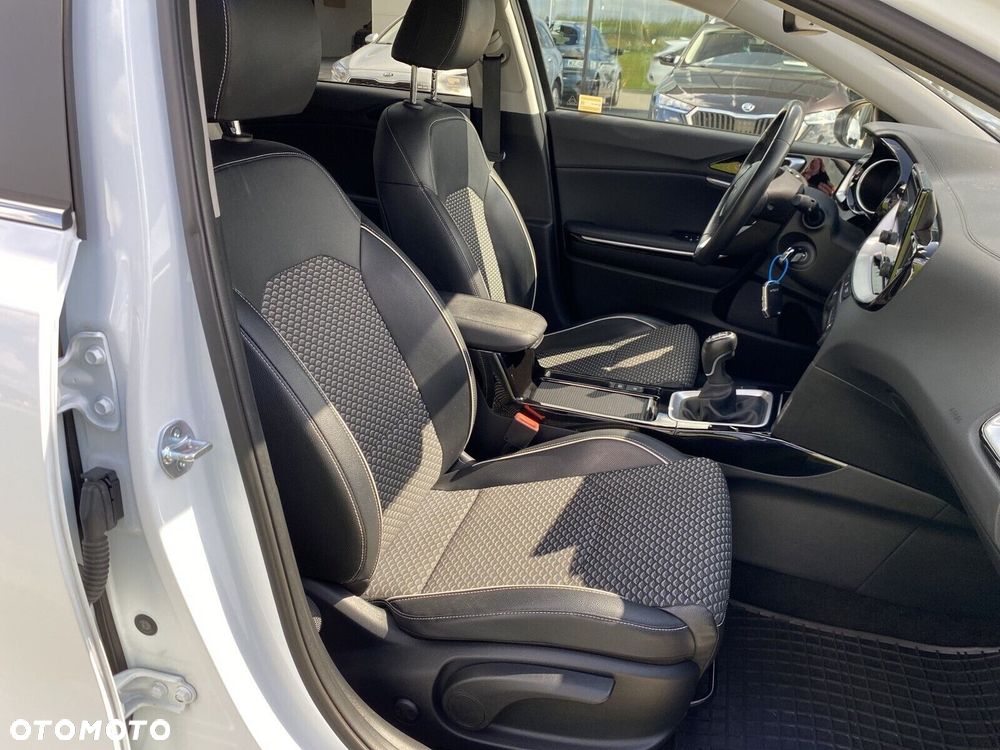 Kia Ceed - 17