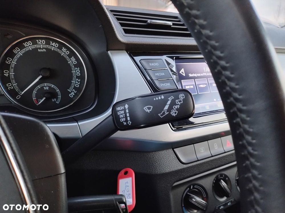 Skoda Fabia 1.0 TSI Ambition - 27