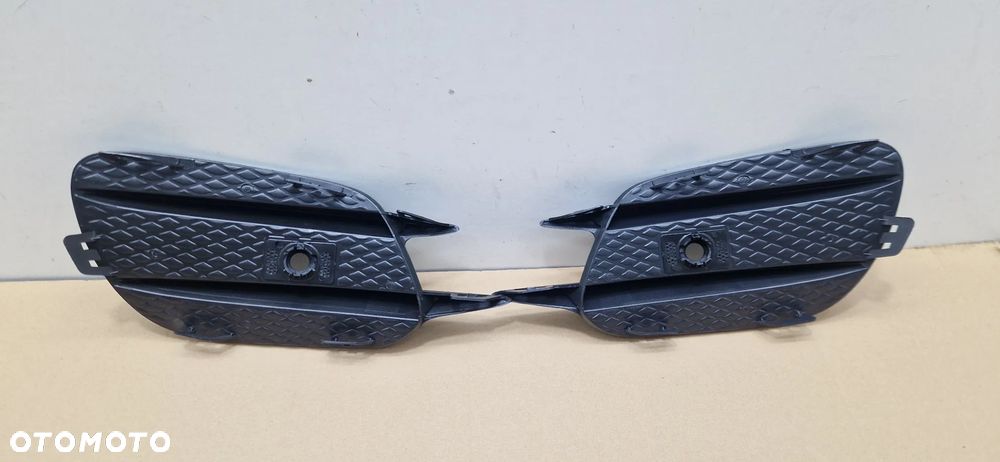 NOWA KRATKA ZDERZAKA PRZEDNIA LEWA PRAWA MERCEDES E-KLASA W213 AMG 16- - 2