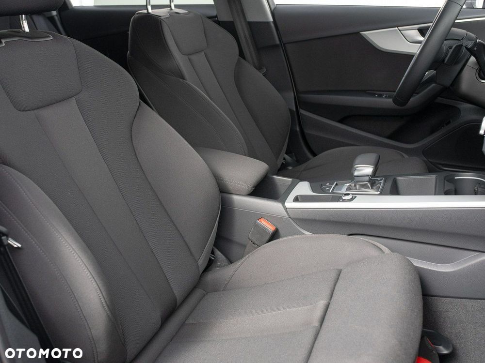 Audi A4 Avant 35 TFSI mHEV S tronic - 34