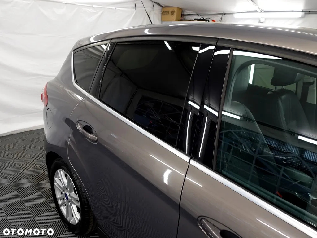 Ford C-MAX 2.0 TDCi Titanium - 30