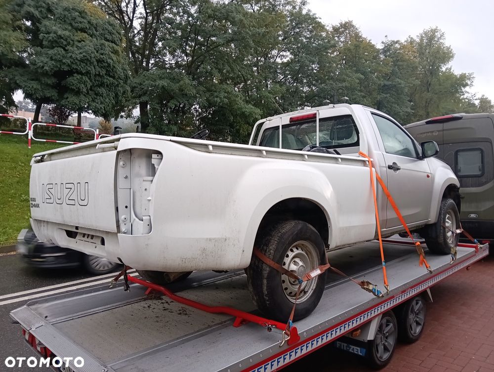 Isuzu D-Max 2015 photo 4