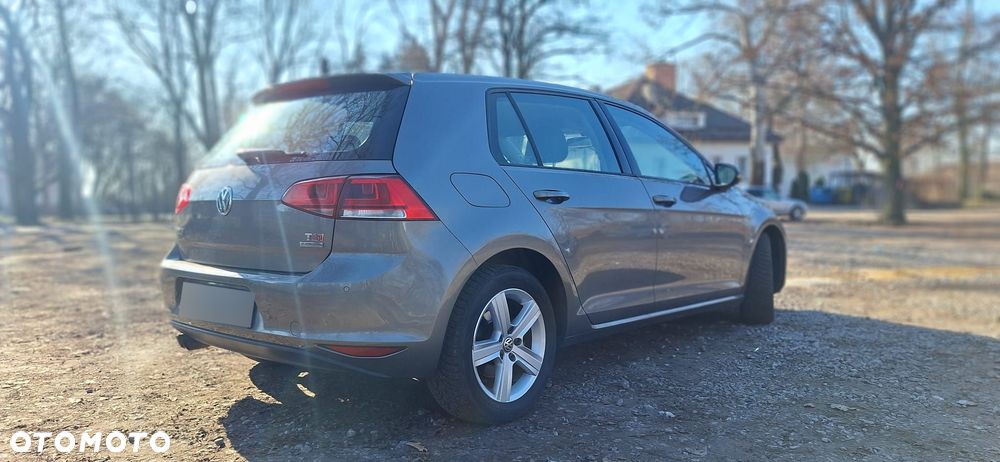 Volkswagen Golf 1.4 TSI BMT Highline DSG - 9