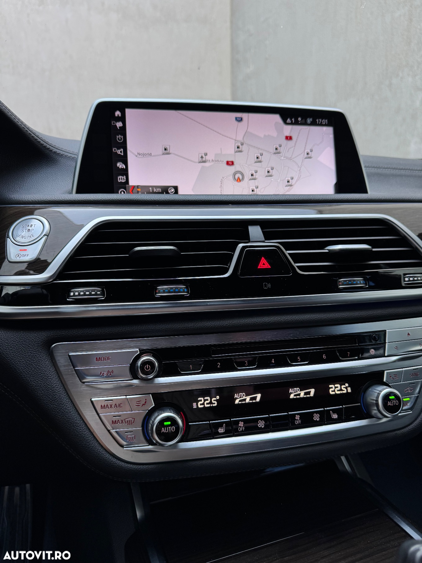 BMW Seria 7 - 34