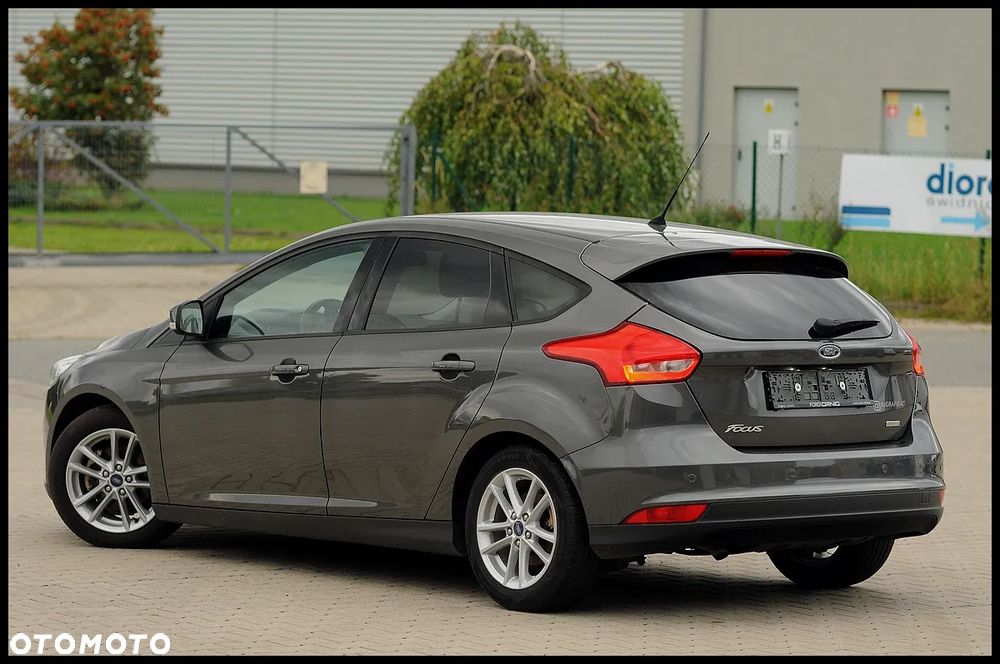 Ford Focus - 23