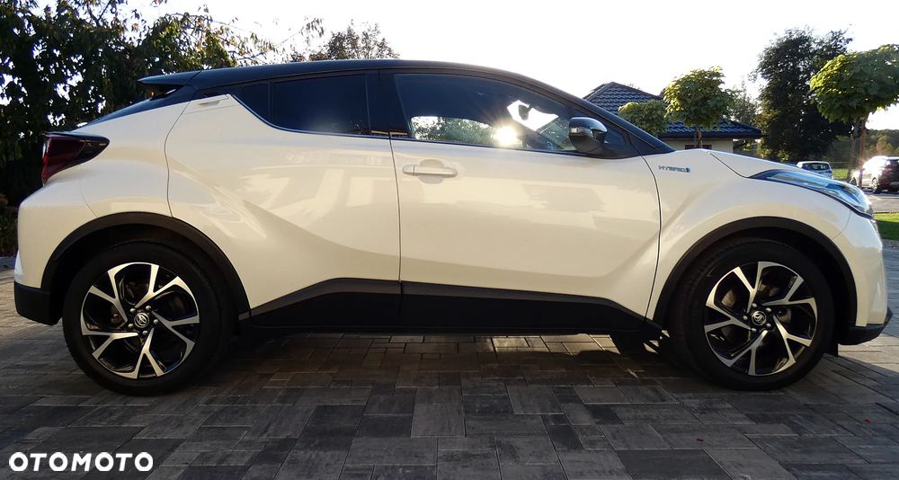 Toyota C-HR 2.0 Hybrid Executive - 14
