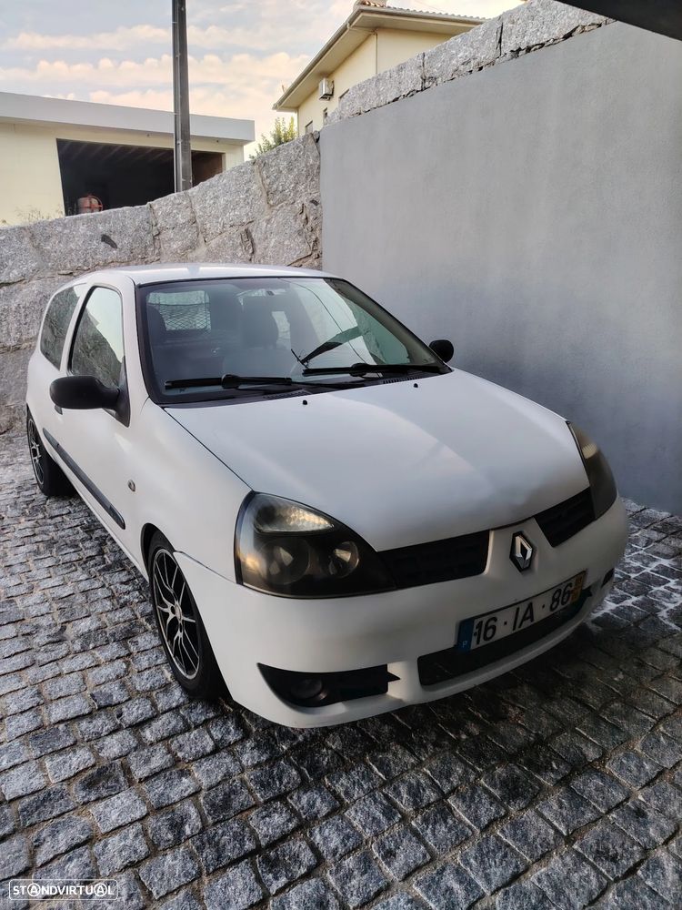 Renault Clio 1.5 dCi Dynamique - 9
