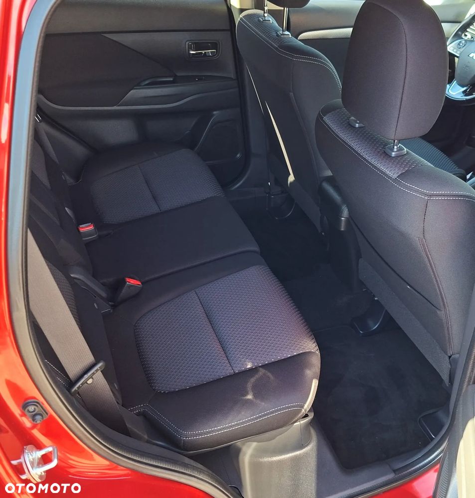 Mitsubishi Outlander 2.0 2WD Edition - 22