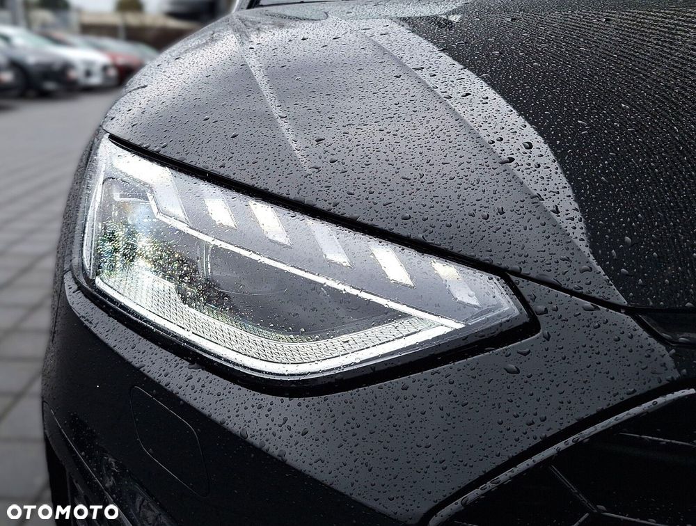 Audi A4 Limousine - 29