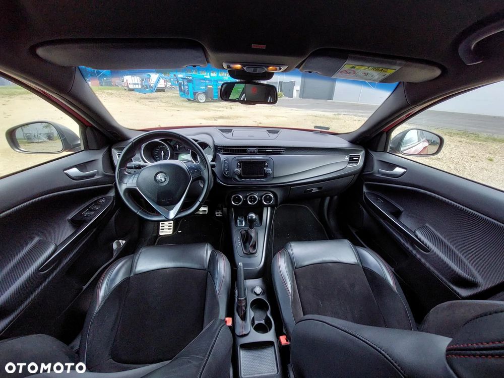 Alfa Romeo Giulietta 1750 TBi Veloce TCT - 4