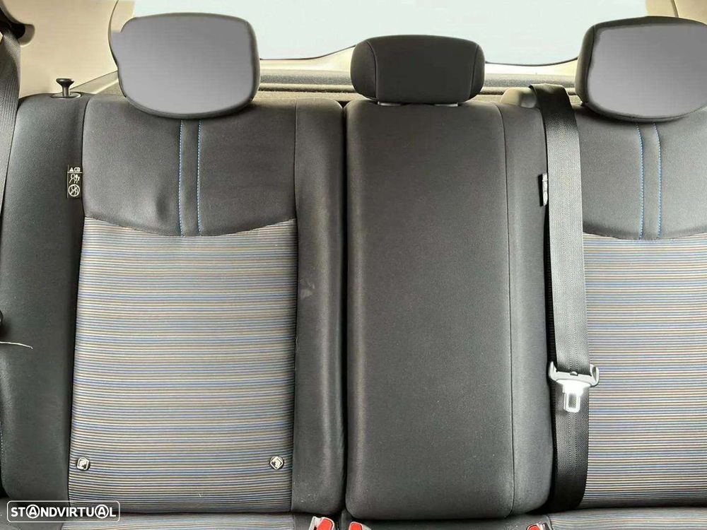 Nissan Leaf Acenta - 16