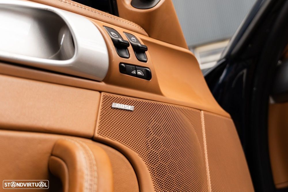 Porsche 911 (997) Turbo Cabriolet PDK - 45