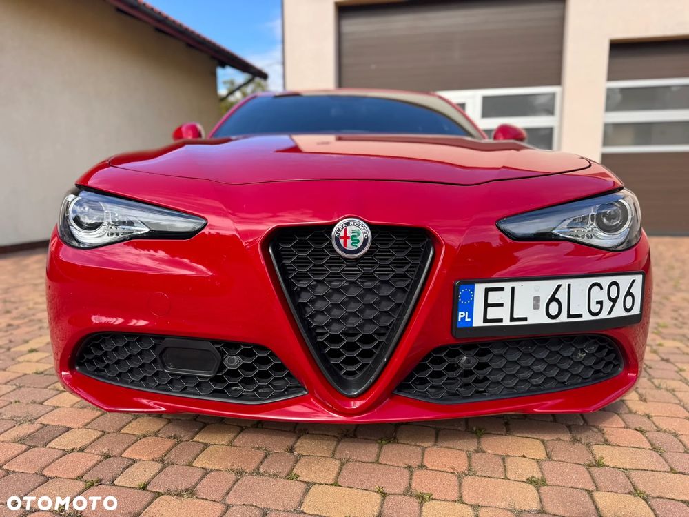 Alfa Romeo Giulia - 7