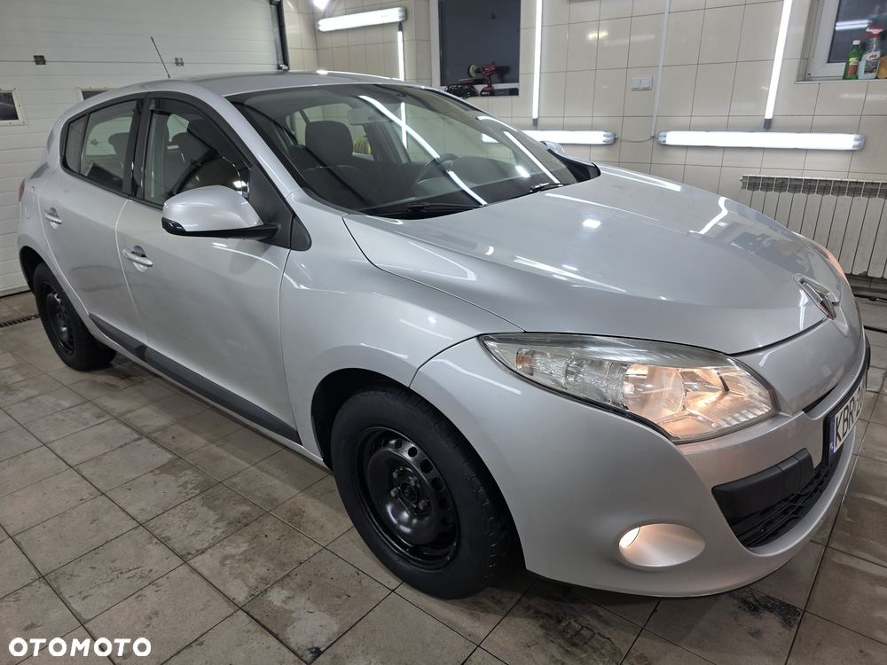 Renault Megane 1.6 16V 110 Dynamique - 9