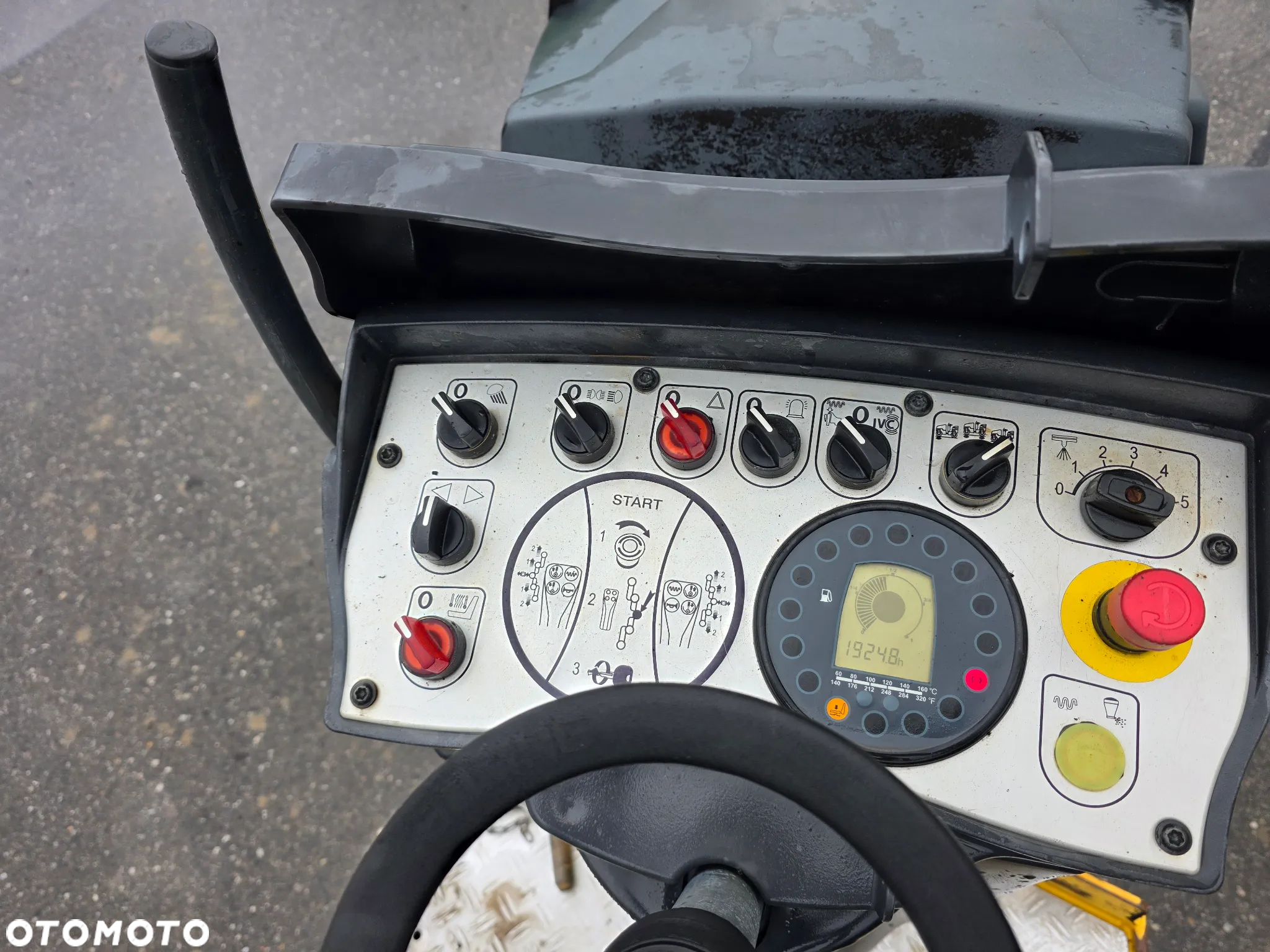Bomag BW 100 ADM-5 - 4