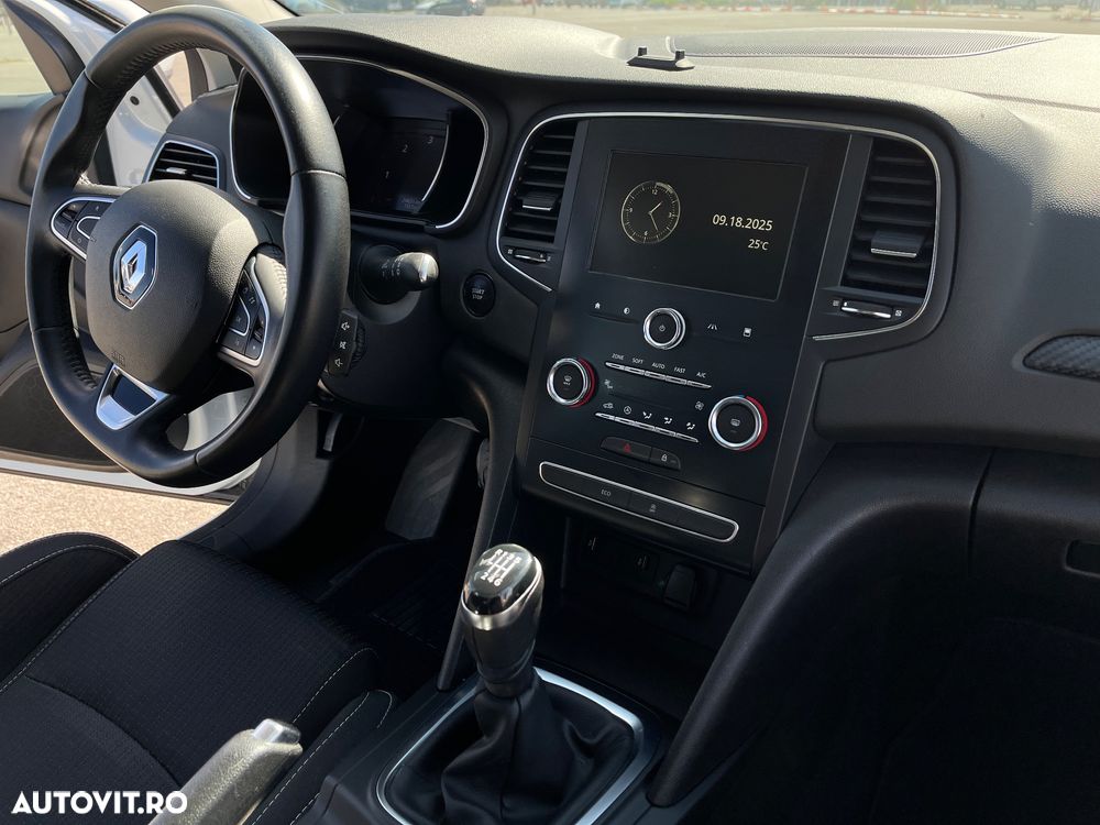 Renault Megane Blue dCi 116 Life - 5