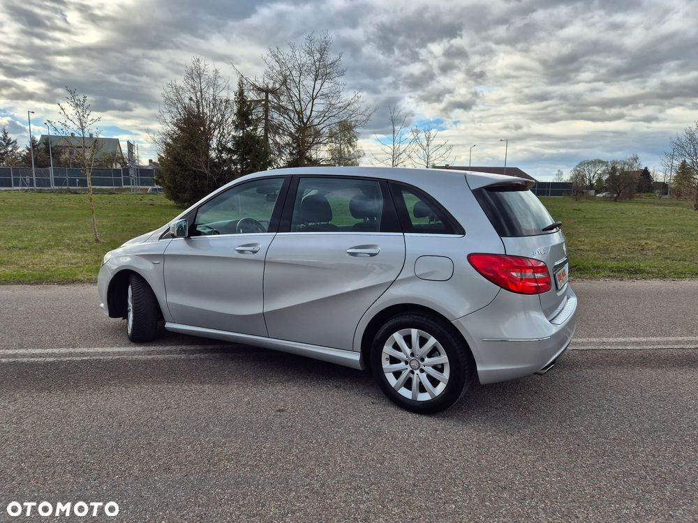 Mercedes-Benz Klasa B 180 CDI (BlueEFFICIENCY) 7G-DCT - 12