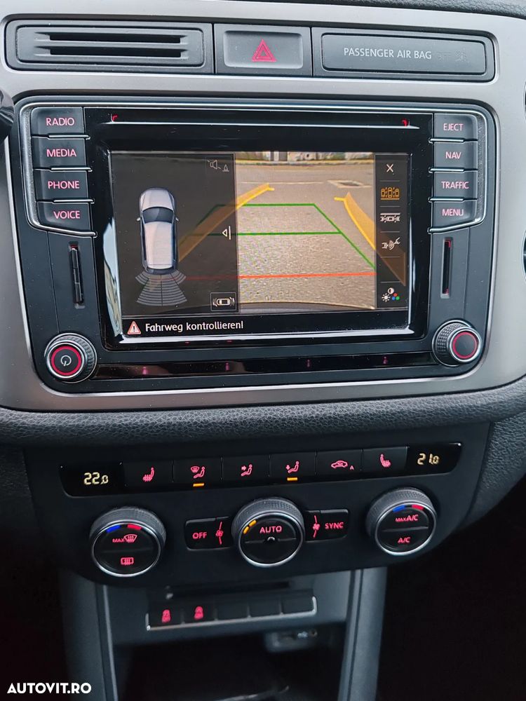 Volkswagen Tiguan 2.0 TDI SCR 4MOTION BlueMotion Technology DSG Lounge Sport & Style - 9