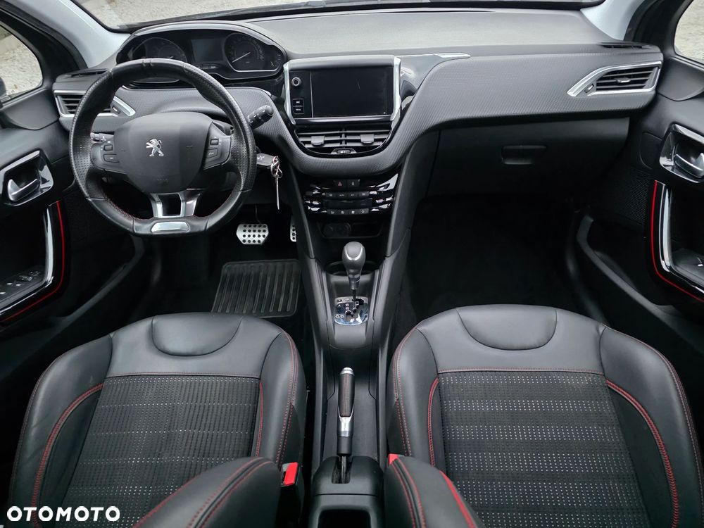 Peugeot 208 1.2 PureTech Allure S&S EAT6 - 15