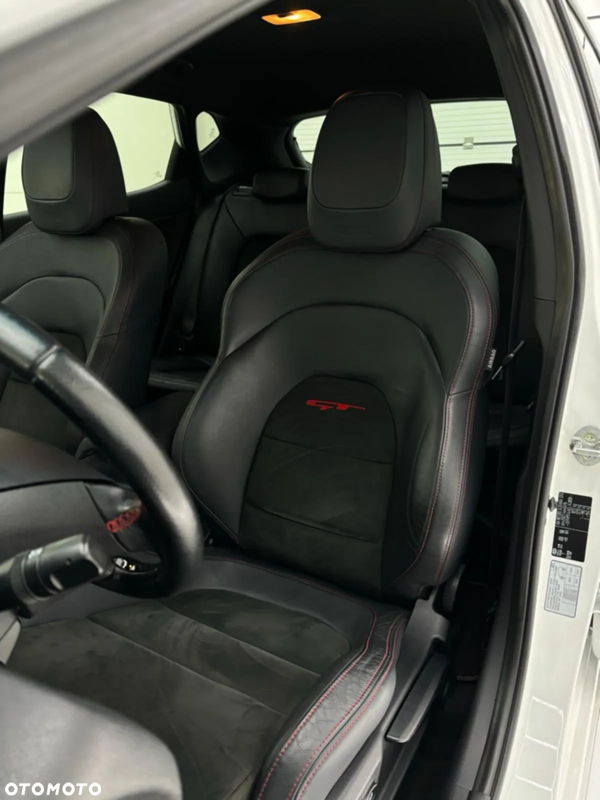 Kia Ceed - 10