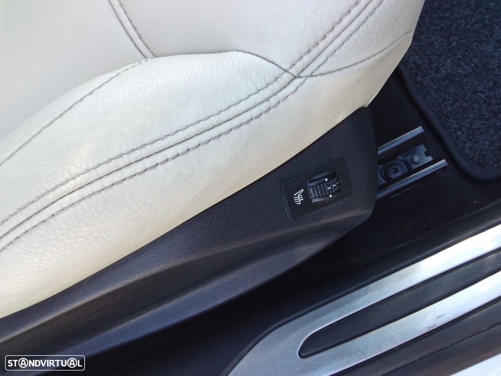 DS DS3 Cabrio Pure Tech 82 Chic - 26