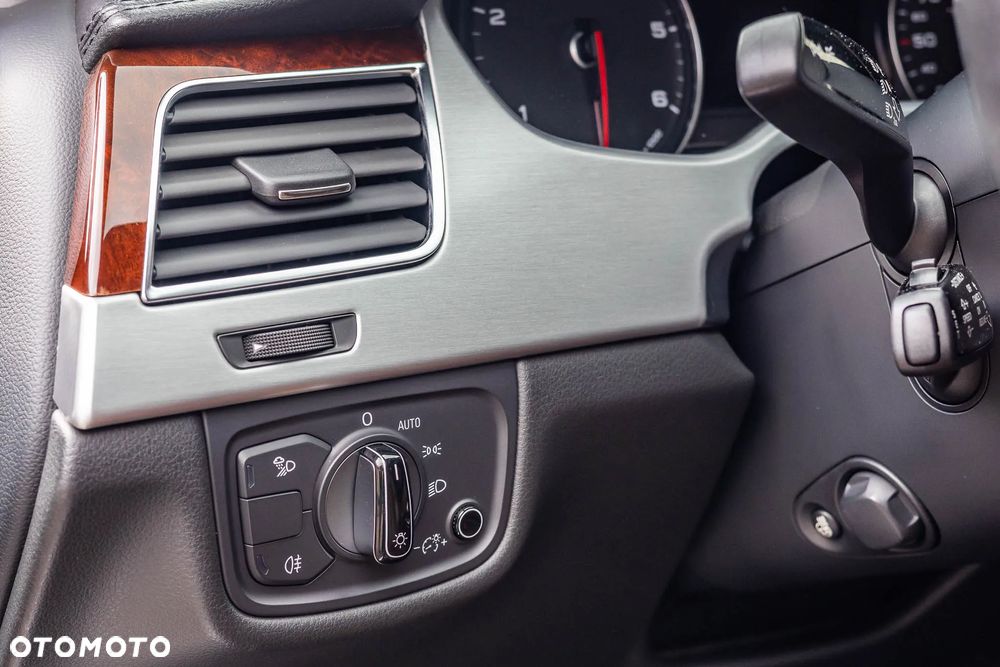 Audi A8 3.0 TDI DPF quattro tiptronic - 8