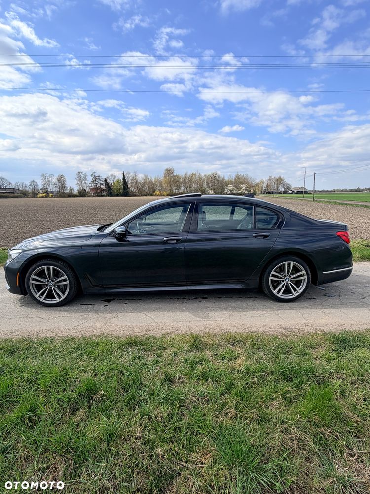 BMW Seria 7 740Li xDrive - 3