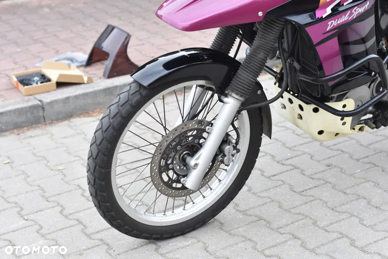 Suzuki DR - 20