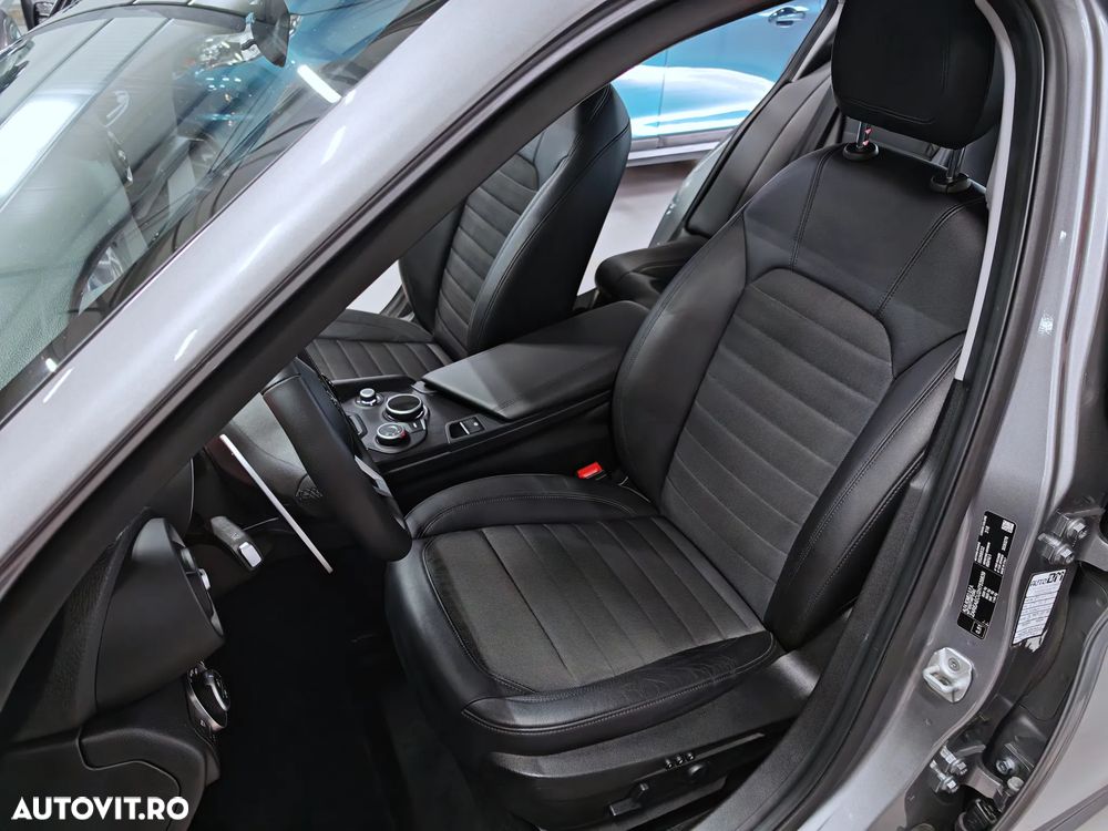 Alfa Romeo Giulia 2.2 JTDM Aut. Super - 12