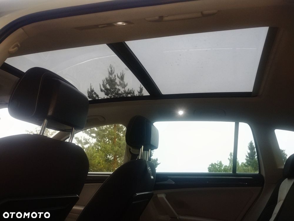 Volkswagen Tiguan - 8