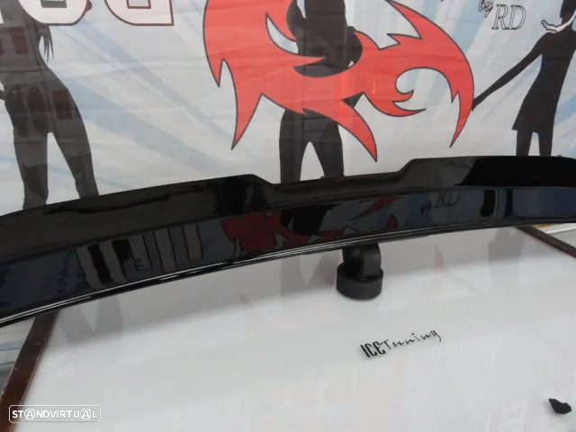Aileron / lip / spoiler traseiro em preto piano brilhante em plástico ABS para VW Golf 7 / 7.5 3D 5D hatchback 2012-2020 - 4