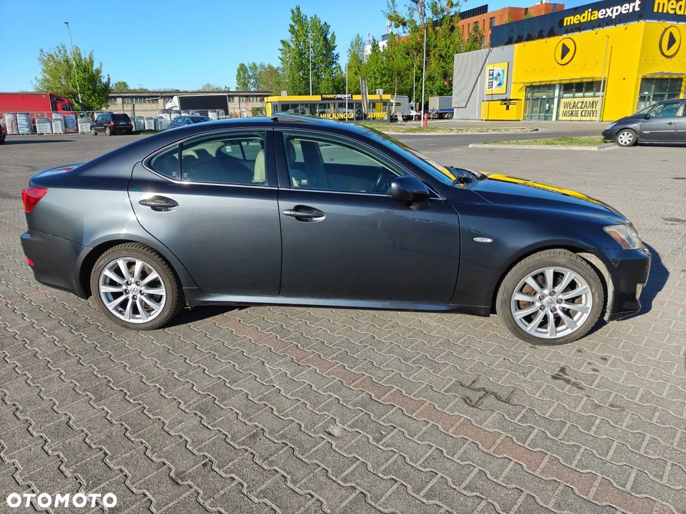 Lexus IS 250 Executive Line - 9
