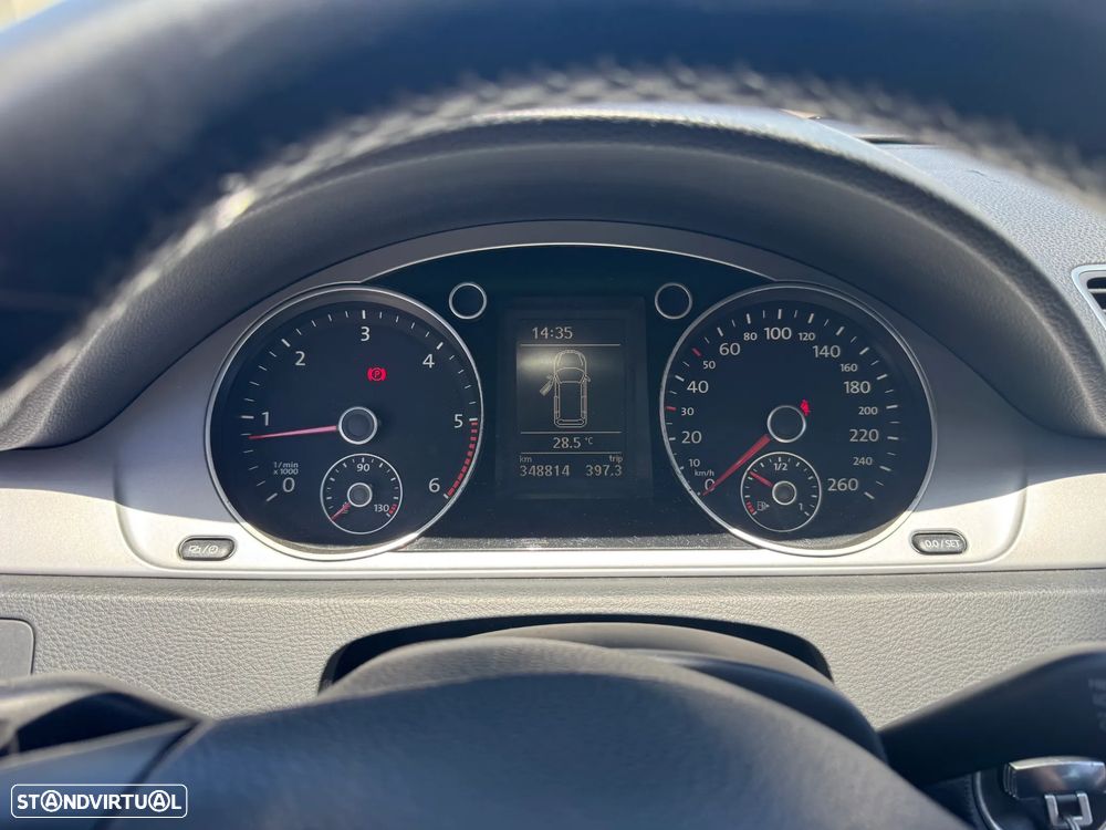 VW Passat Variant 1.6 TDI DPF BlueMotion - 2