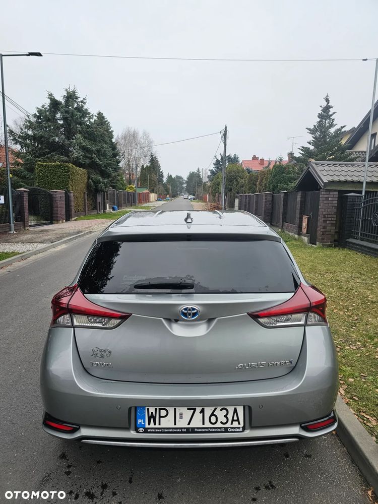 Toyota Auris 1.8 HSD Prestige - 6