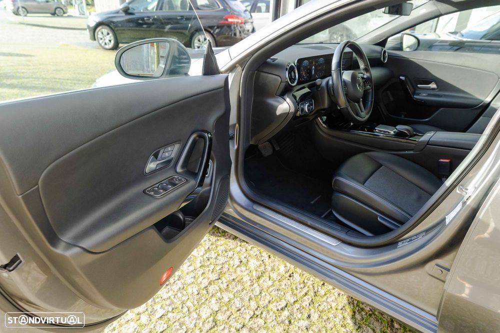 Mercedes-Benz CLA 180 d Shooting Brake Style Plus Aut. - 8