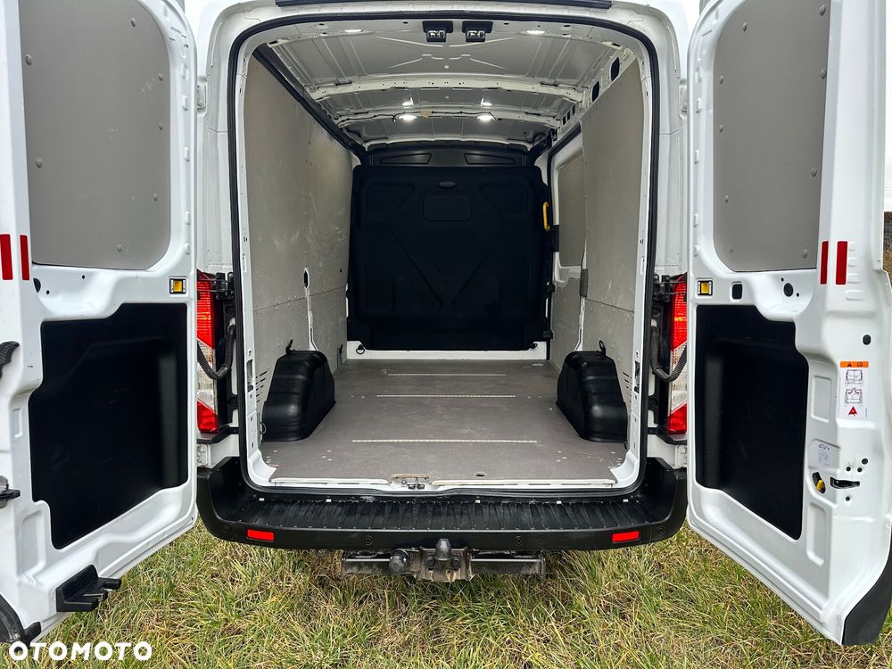 Ford Transit - 11