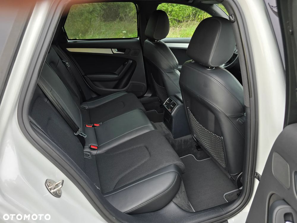 Audi A4 Avant 2.0 TDI DPF quattro S line Sportpaket - 10