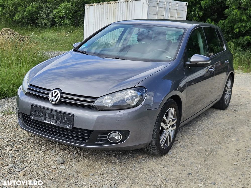 Volkswagen Golf - 2