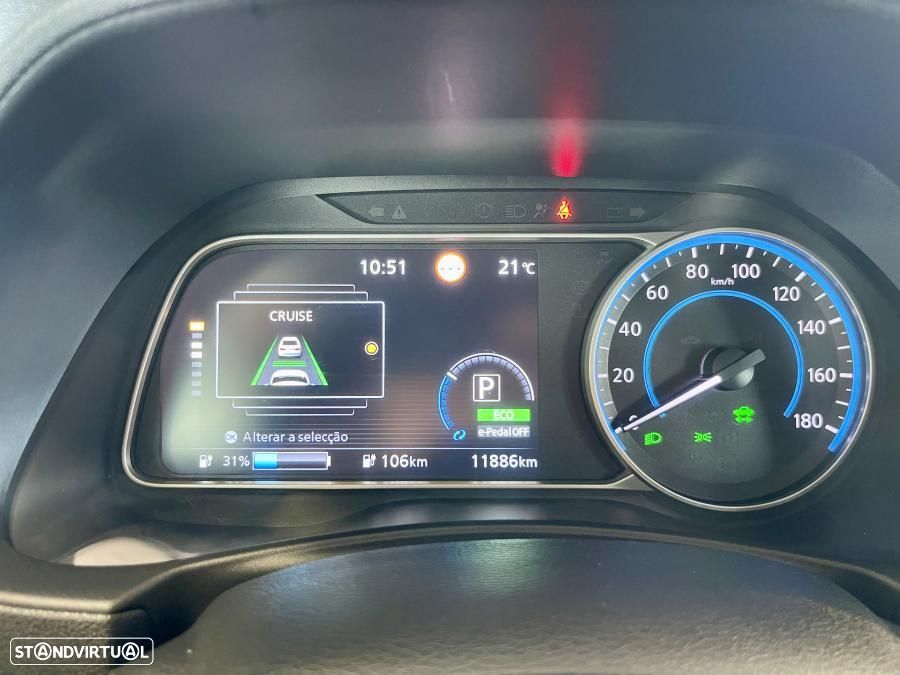 Nissan Leaf 62 kWh e+ Acenta - 17