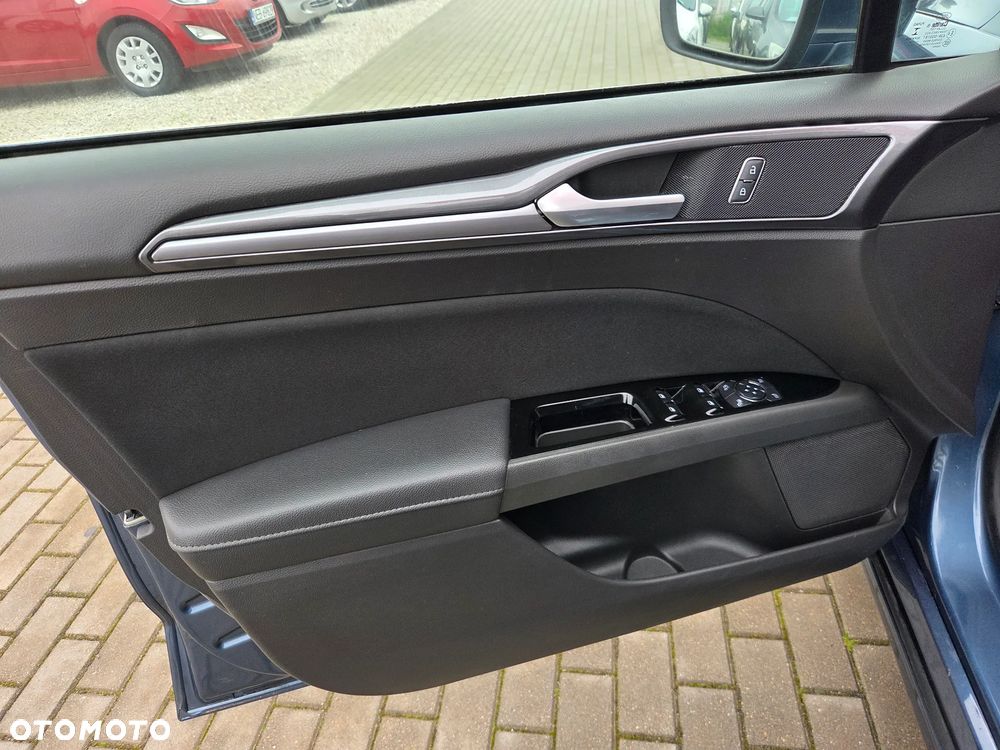 Ford Mondeo 2.0 EcoBlue Business Edition - 33
