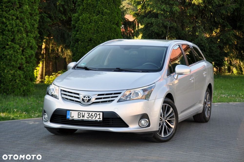 Toyota Avensis - 9