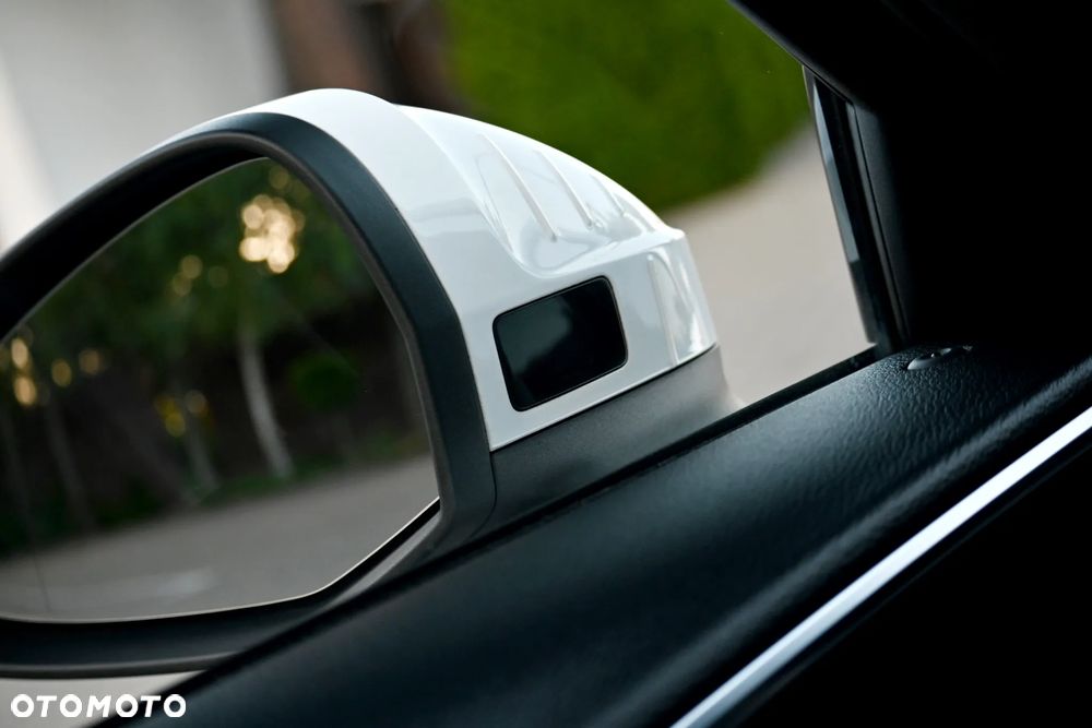 Audi A4 Avant 40 TDI S tronic quattro - 39