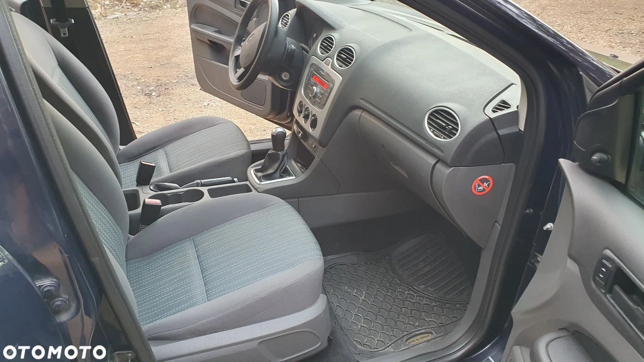 Ford Focus 1.6 TDCi Ambiente - 9