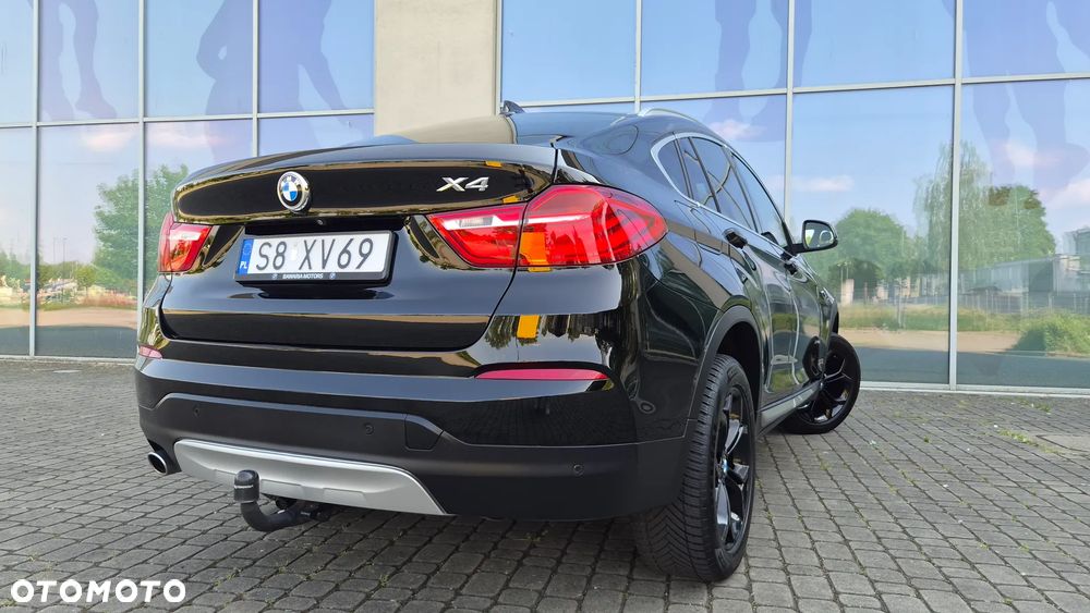 BMW X4 xDrive20i xLine - 12