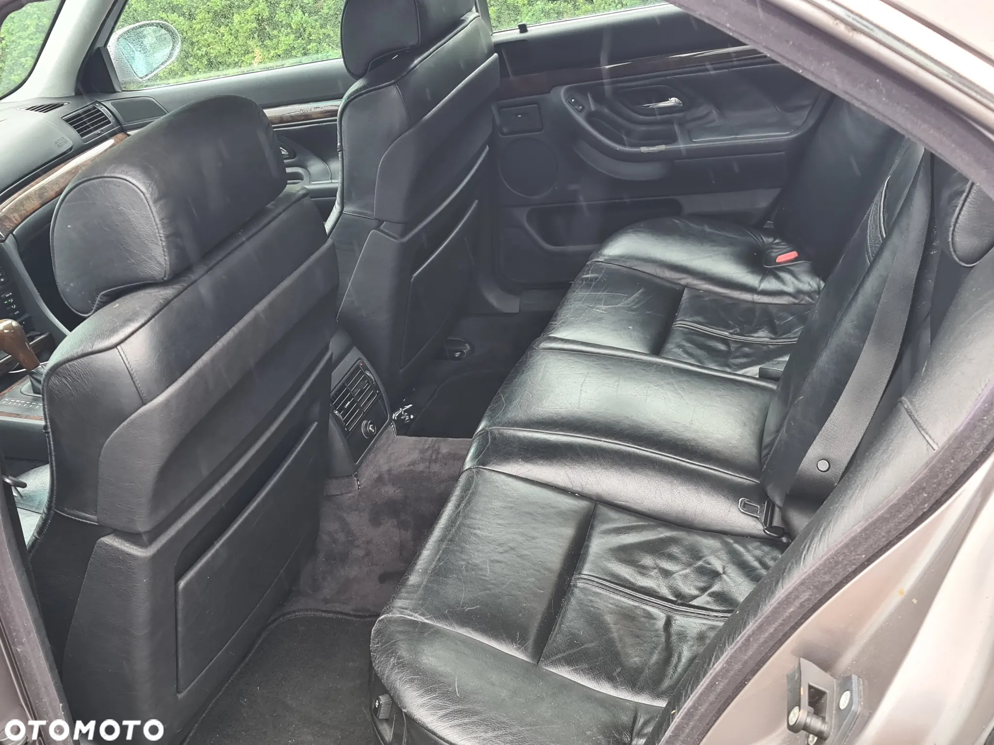 BMW Seria 7 740i V8 - 11