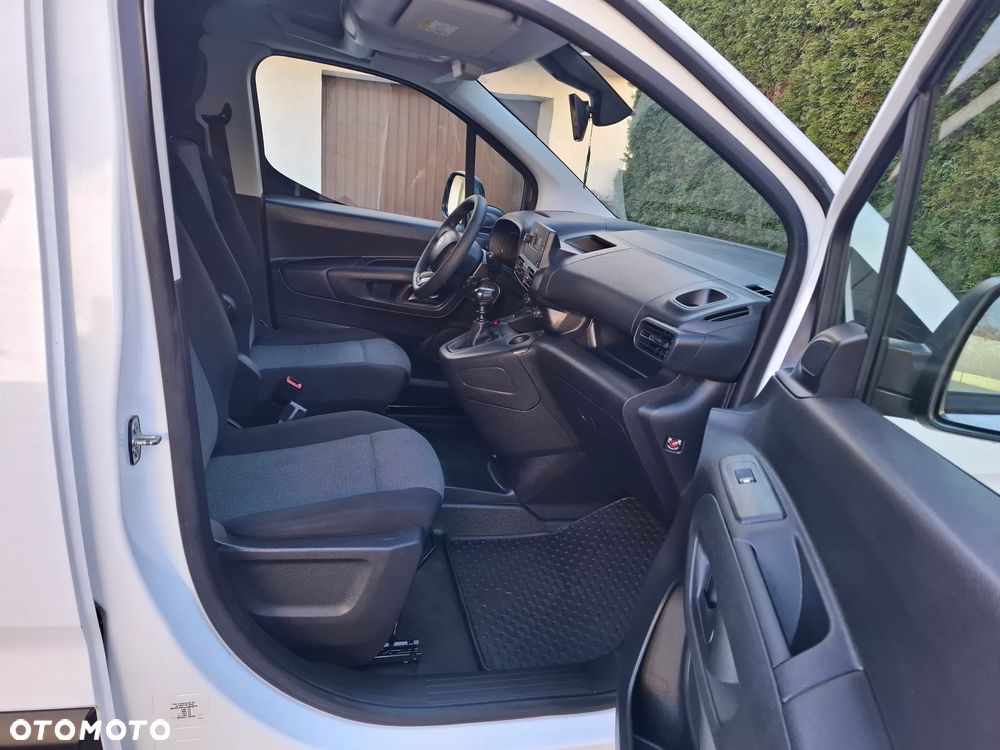 Citroën BERLINGO - 12