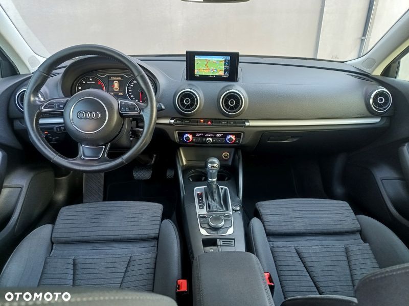 Audi A3 Sportback - 2